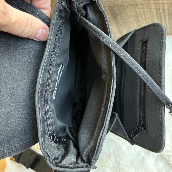 Amanda Smith Black Travel Wallet/Organizer Crossbody Bag/Purse - Picture 8 of 16